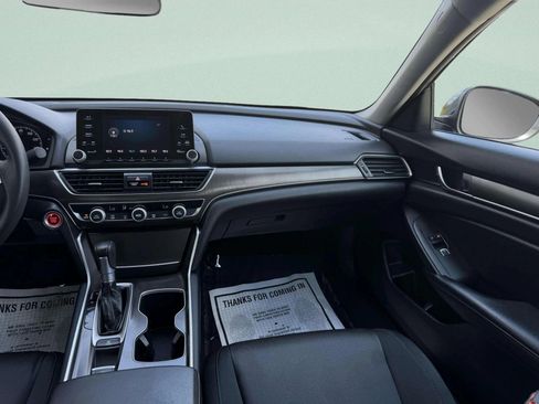 Used 2019 Honda Accord LX image 22