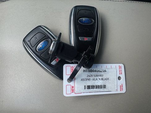 Used 2020 Subaru Ascent Limited w/ Popular Package #4 image 32