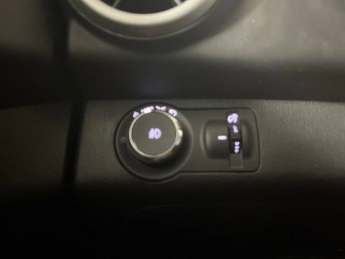 Used 2017 Chevrolet Sonic Premier FWD image 17