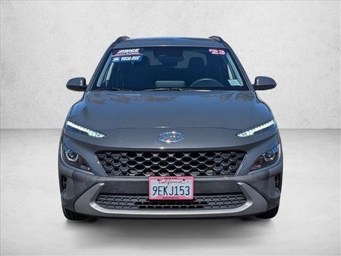 Used 2023 Hyundai Kona SEL w/ Cargo Package FWD image 2