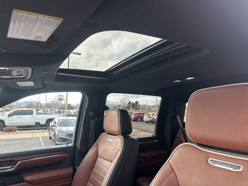 Used 2024 GMC Sierra 2500 Denali Ultimate image 15