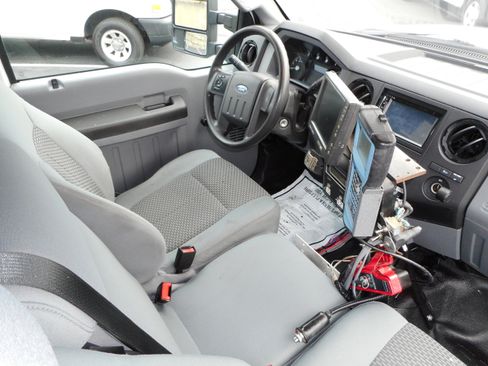 Used 2014 Ford F250 XL image 29