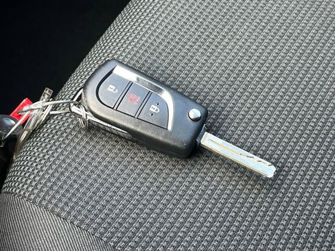 Used 2025 Toyota RAV4 LE image 22