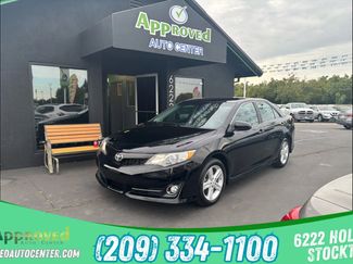 Used 2012 Toyota Camry SE image 1