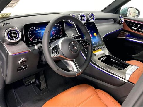 New 2026 Mercedes-Benz GLC 300 image 8