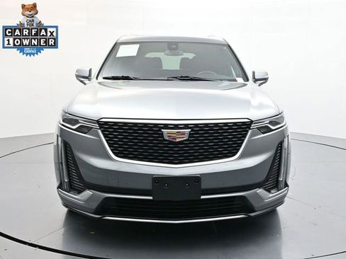 Used 2023 Cadillac XT6 Premium Luxury image 2