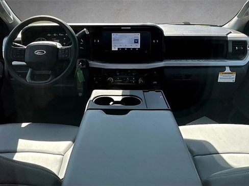 New 2025 Ford F550 4x4 Regular Cab Super Duty w/ XL Chrome Package image 5