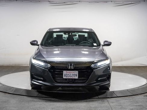 Used 2018 Honda Accord Sport image 6