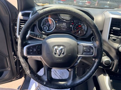 Used 2019 RAM 1500 Big Horn AWD/4WD image 9