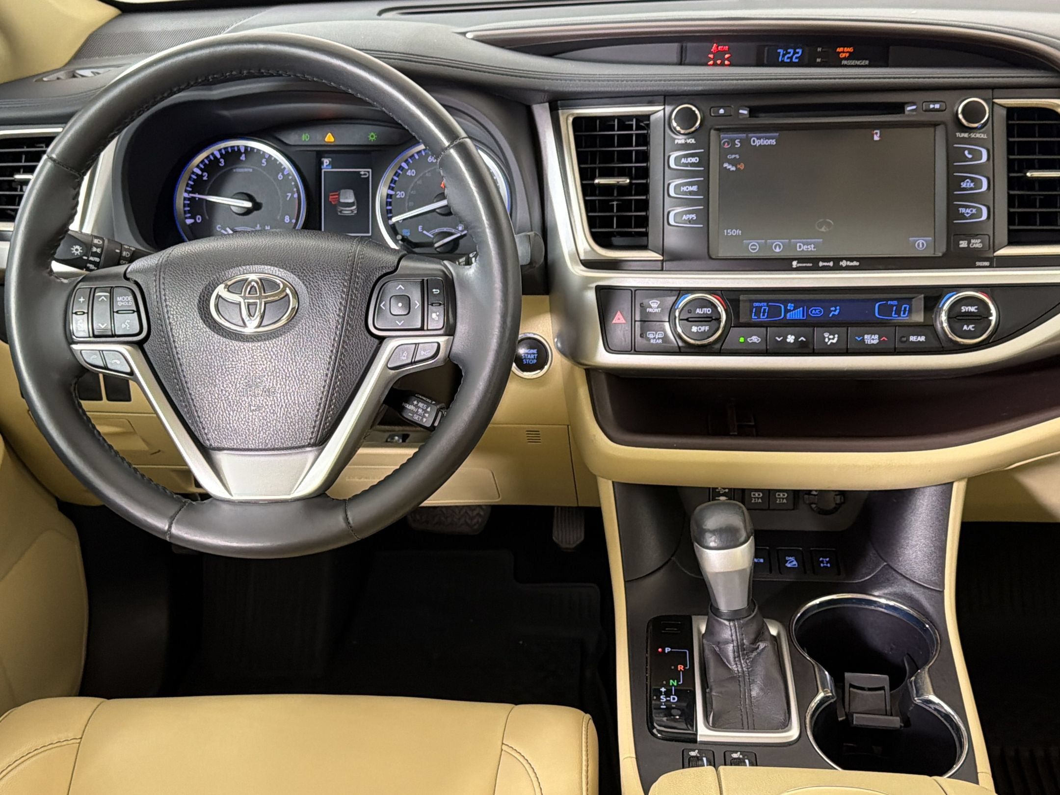 Used 2019 Toyota Highlander XLE AWD/4WD image 17