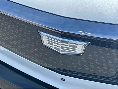 New 2026 Cadillac Optiq Sport 2 image 36