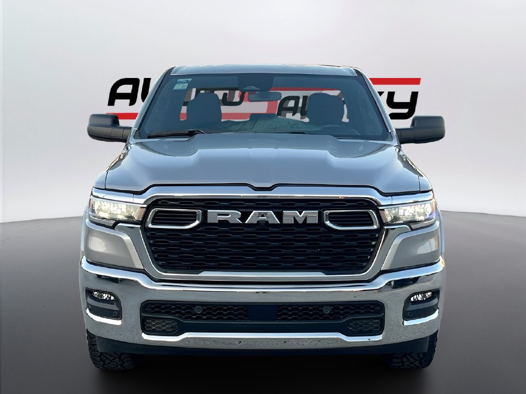 Used 2025 RAM 1500 Big Horn AWD/4WD image 2