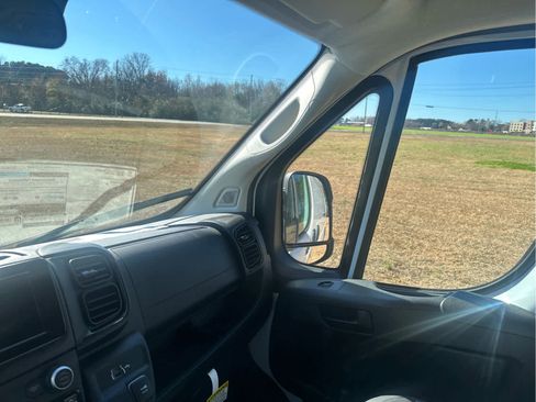 New 2025 RAM ProMaster 2500 image 46