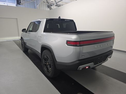 Used 2024 Rivian R1T Adventure AWD/4WD image 3