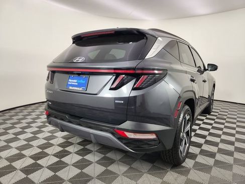 Certified 2024 Hyundai Tucson Limited AWD/4WD image 5