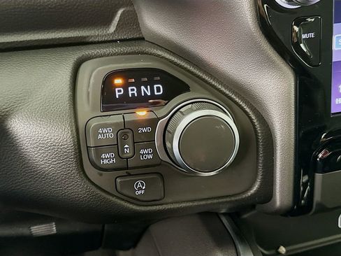 New 2026 RAM 1500 Big Horn AWD/4WD image 23