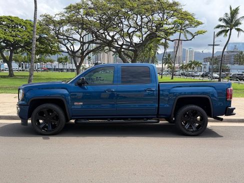 Used 2018 GMC Sierra 1500 SLT w/ All Terrain Package AWD/4WD image 2
