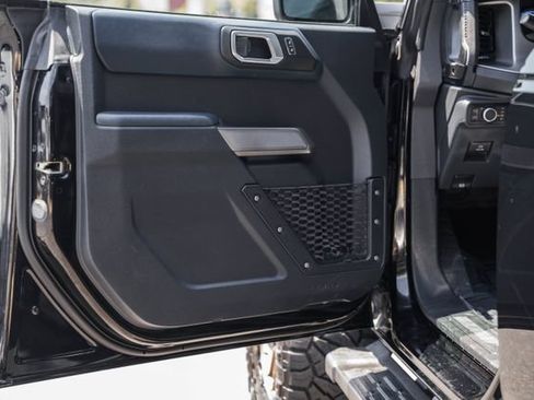 Used 2022 Ford Bronco Outer Banks AWD/4WD image 38