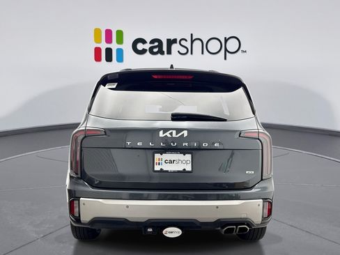 Used 2024 Kia Telluride EX w/ EX Captain's Chair Package AWD/4WD image 4