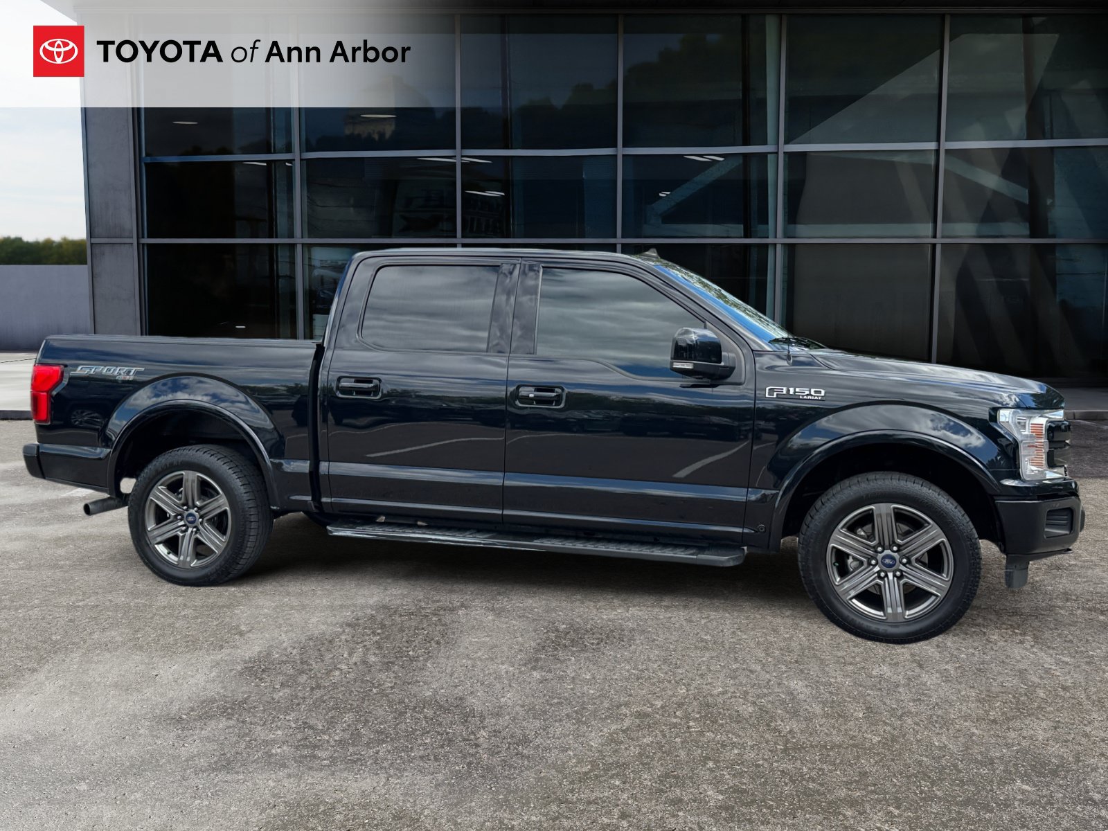 Used 2020 Ford F150 Lariat w/ Equipment Group 502A Luxury AWD/4WD image 12
