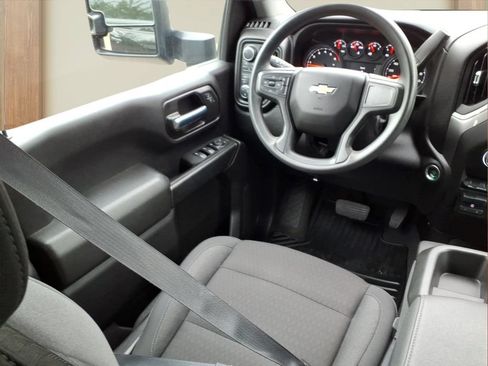 Certified 2025 Chevrolet Silverado 2500 Custom w/ Custom Value Package AWD/4WD image 21