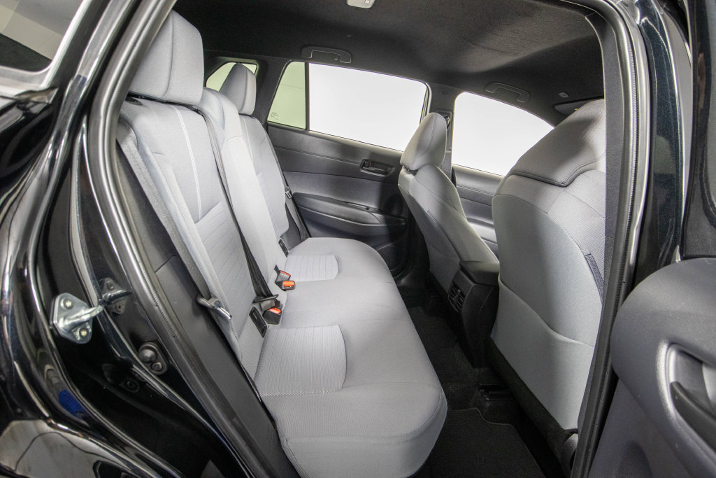 Used 2025 Toyota Corolla Cross AWD Hybrid image 13