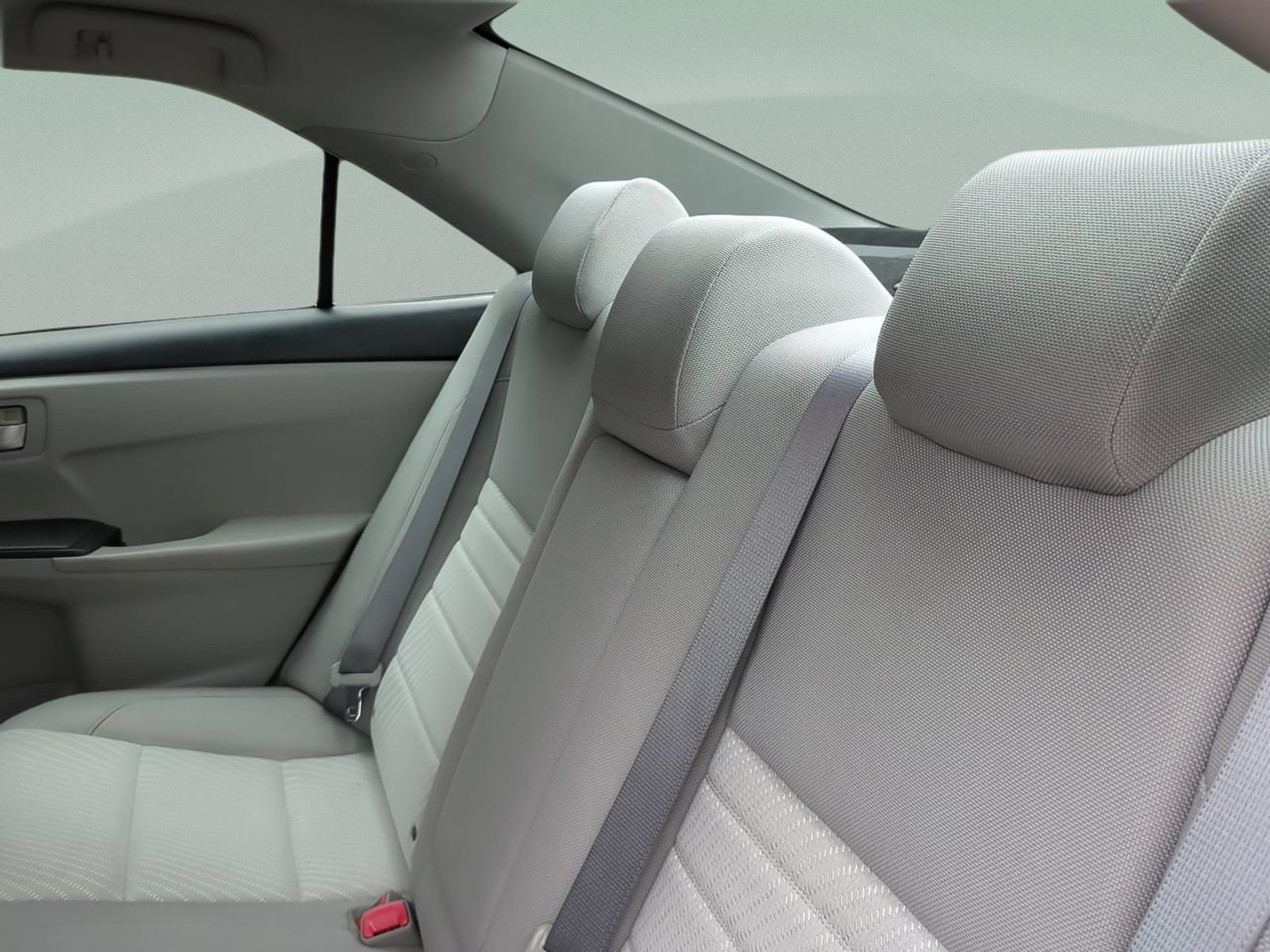 Used 2016 Toyota Camry LE FWD image 18
