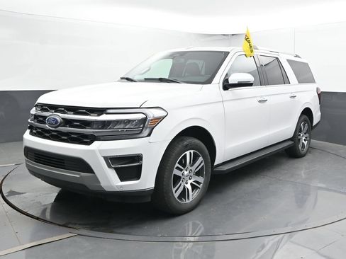 Used 2024 Ford Expedition Max Limited AWD/4WD image 8