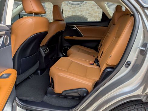 Certified 2021 Lexus RX 350L FWD w/ Premium Package image 19