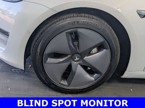 Used 2018 Tesla Model 3 Long Range image 4