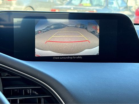 Used 2024 MAZDA MAZDA3 s image 9