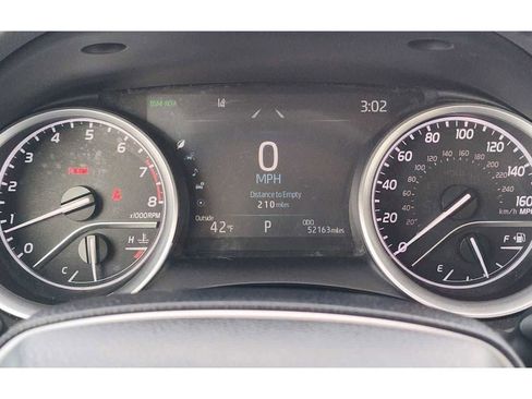 Used 2024 Toyota Camry XLE w/ Cold Weather Package image 19