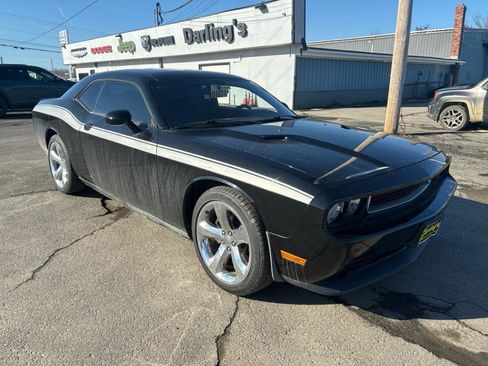 Used 2013 Dodge Challenger SXT w/ Super Sport Group image 5