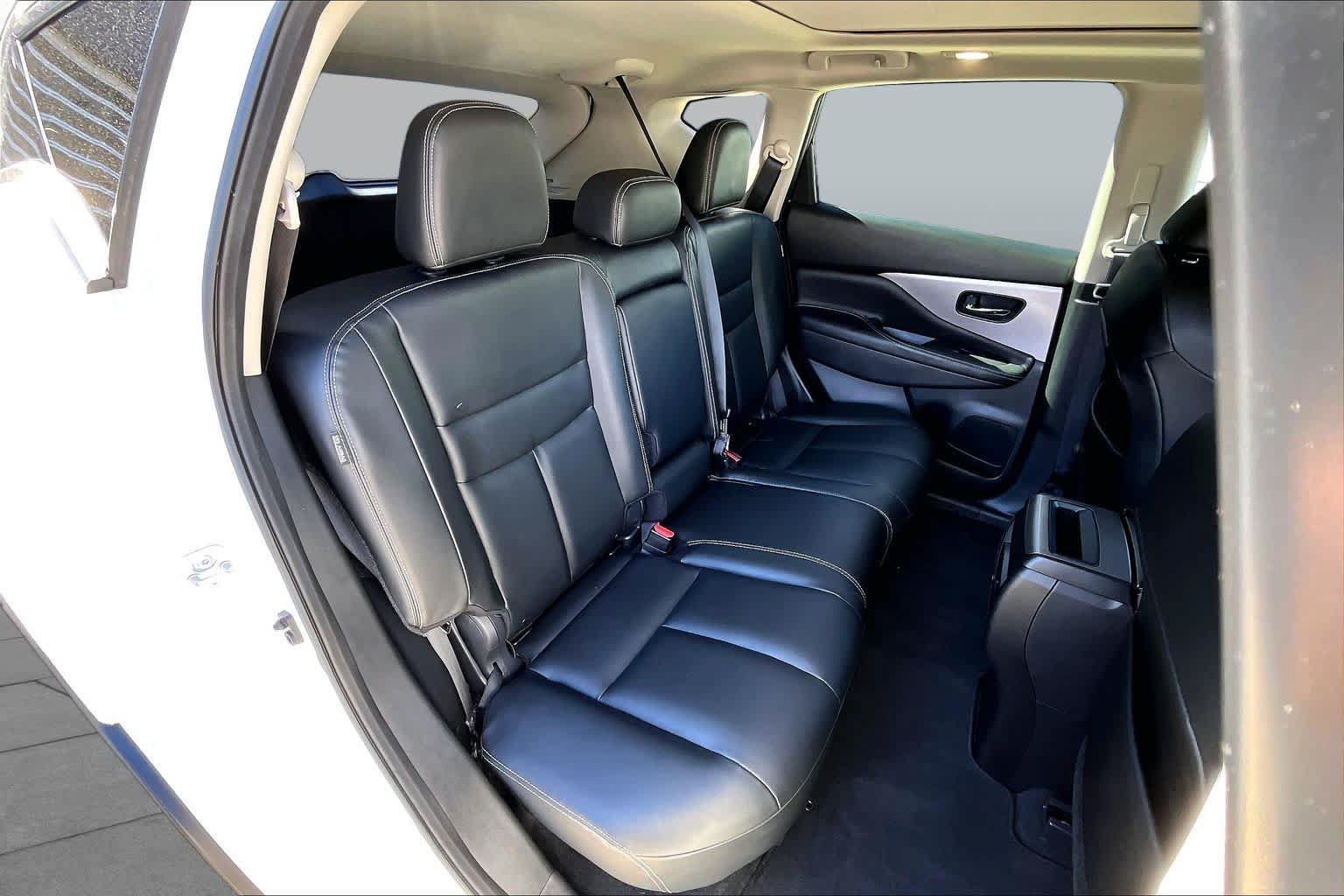 Used 2021 Nissan Murano SV w/ SV Special Edition Package FWD image 21