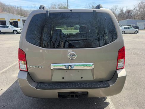 Used 2007 Nissan Pathfinder S image 9