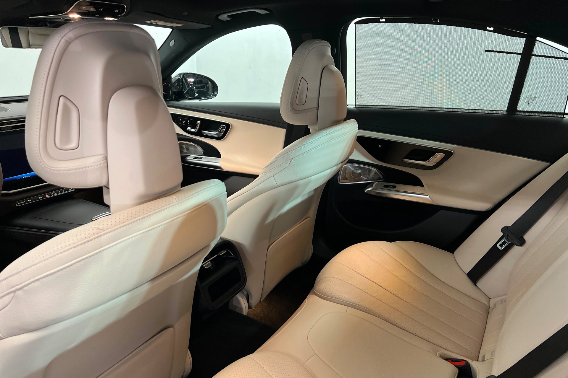New 2026 Mercedes-Benz E 450 4MATIC Sedan image 19