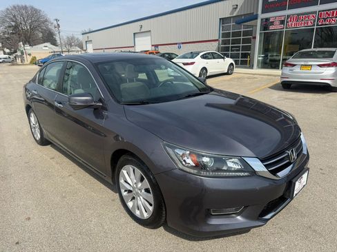 Used 2015 Honda Accord EX image 3