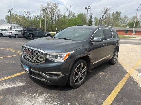 Used 2019 GMC Acadia Denali w/ Technology Package image 4