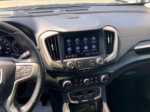 Used 2022 GMC Terrain Denali w/ Denali Premium Package AWD/4WD image 6