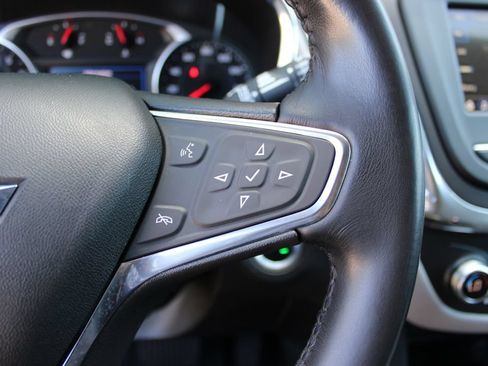 Used 2019 Chevrolet Equinox LT AWD/4WD image 16