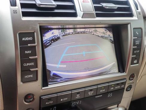Used 2018 Lexus GX 460 Premium w/ Premium Package AWD/4WD image 30