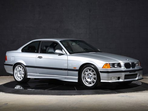 Used 1998 BMW M3 Coupe image 2