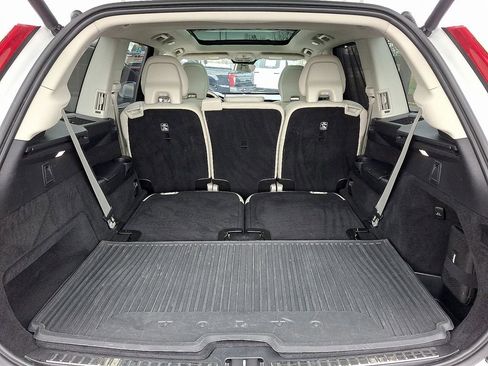 Used 2023 Volvo XC90 B6 Ultimate w/ Protection Package Premier image 29