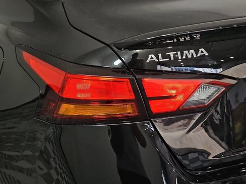 Used 2020 Nissan Altima 2.5 SR FWD image 29