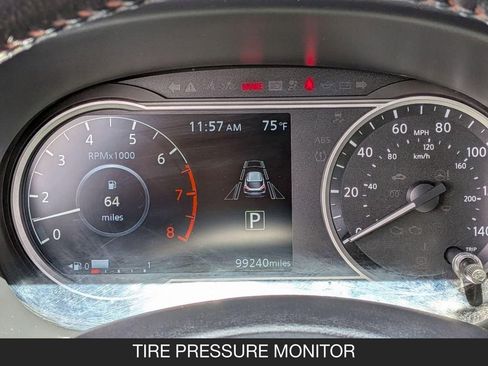 Used 2020 Nissan Kicks SR FWD image 19