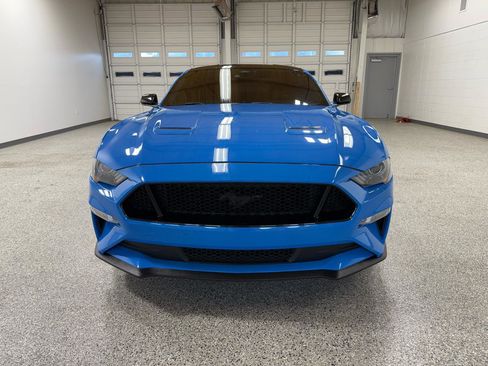 Used 2022 Ford Mustang GT Premium w/ Black Accent Package RWD image 7