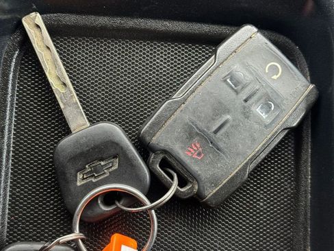 Used 2018 Chevrolet Silverado 1500 LT w/ All Star Edition image 33