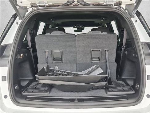 Used 2025 Jeep Grand Cherokee L Laredo w/ Luxury Tech Group I RWD image 6