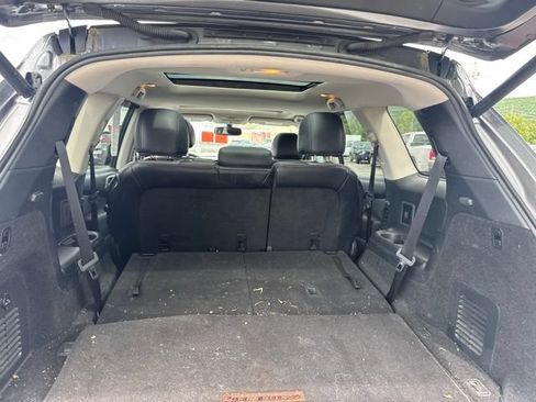 Used 2020 Nissan Pathfinder SL AWD/4WD image 16