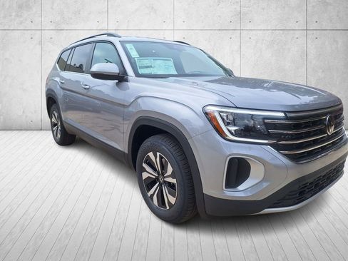 New 2026 Volkswagen Atlas SE image 7